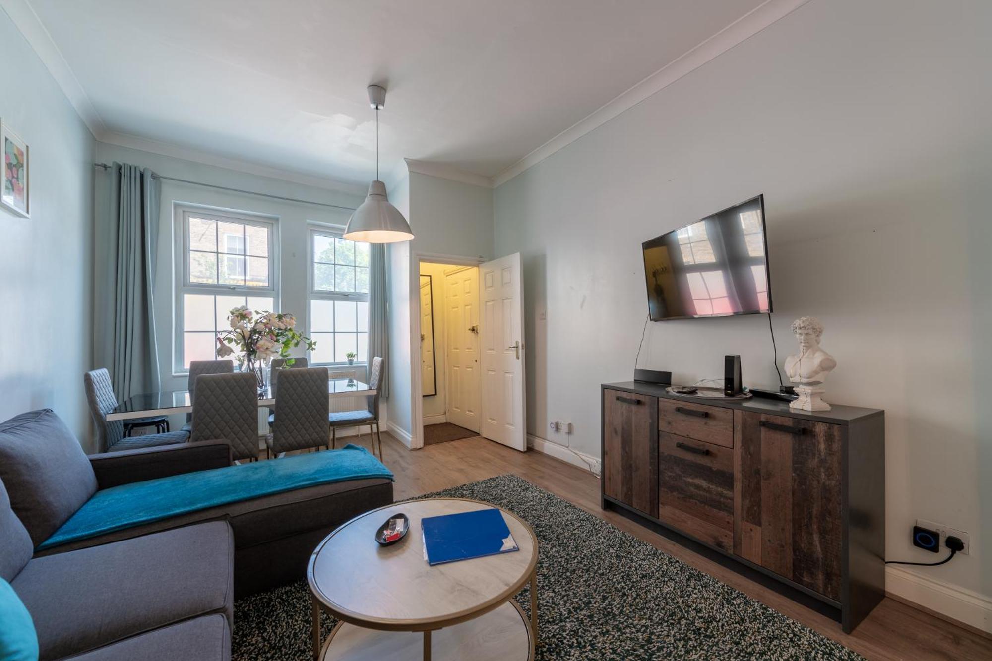 Spacious Comfy 2br Flat Appartement Londen